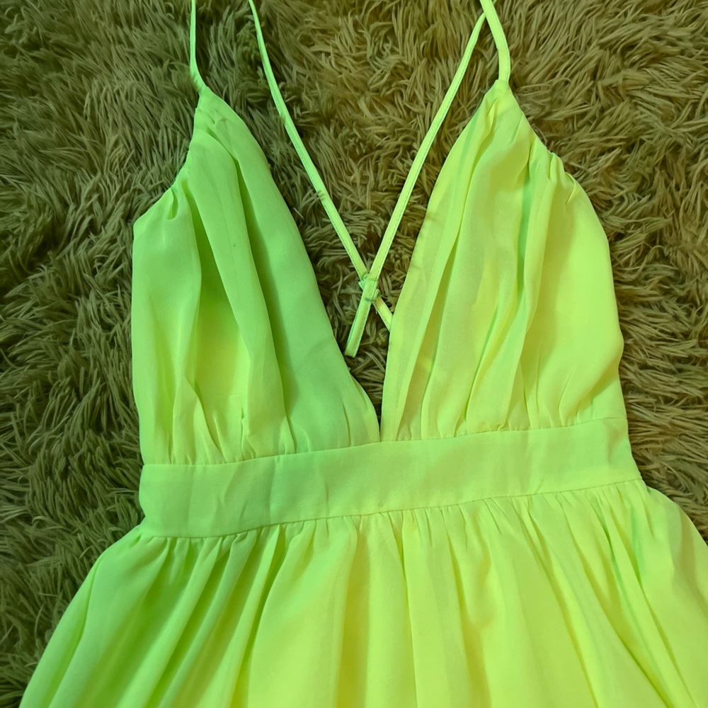 Green Dress for the Spring ! Medium size